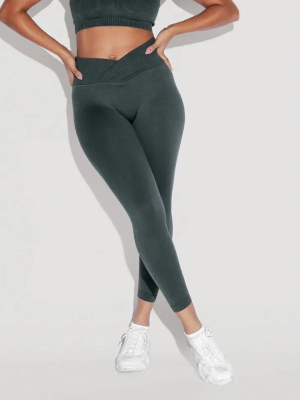 Popflex Dark Green Crossover Waist High Rise Leggings
